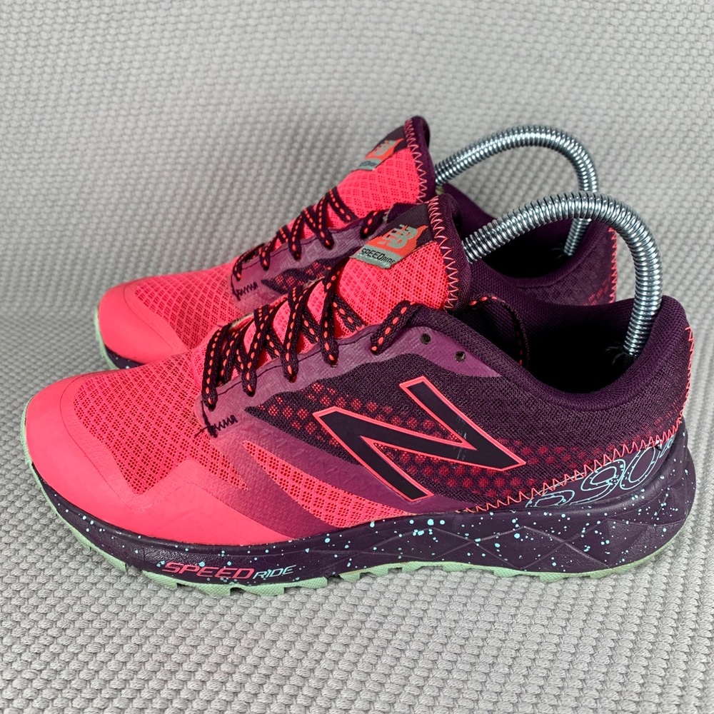 New Balance 690 V1 Womens Size 7 Pink Running Shoes Sneakers WT690LP1 Terrain